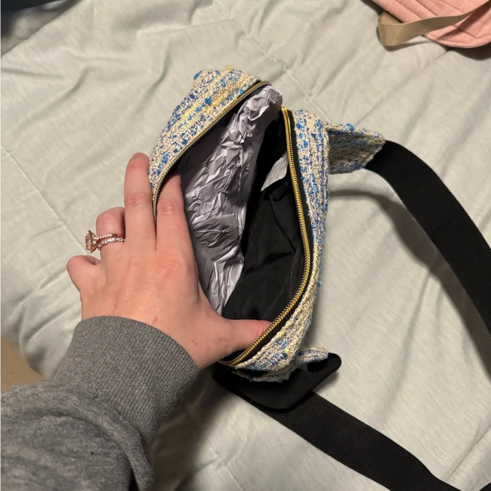Tushbaby tweed Fanny Pack “the mini pack” - Picture 3 of 4